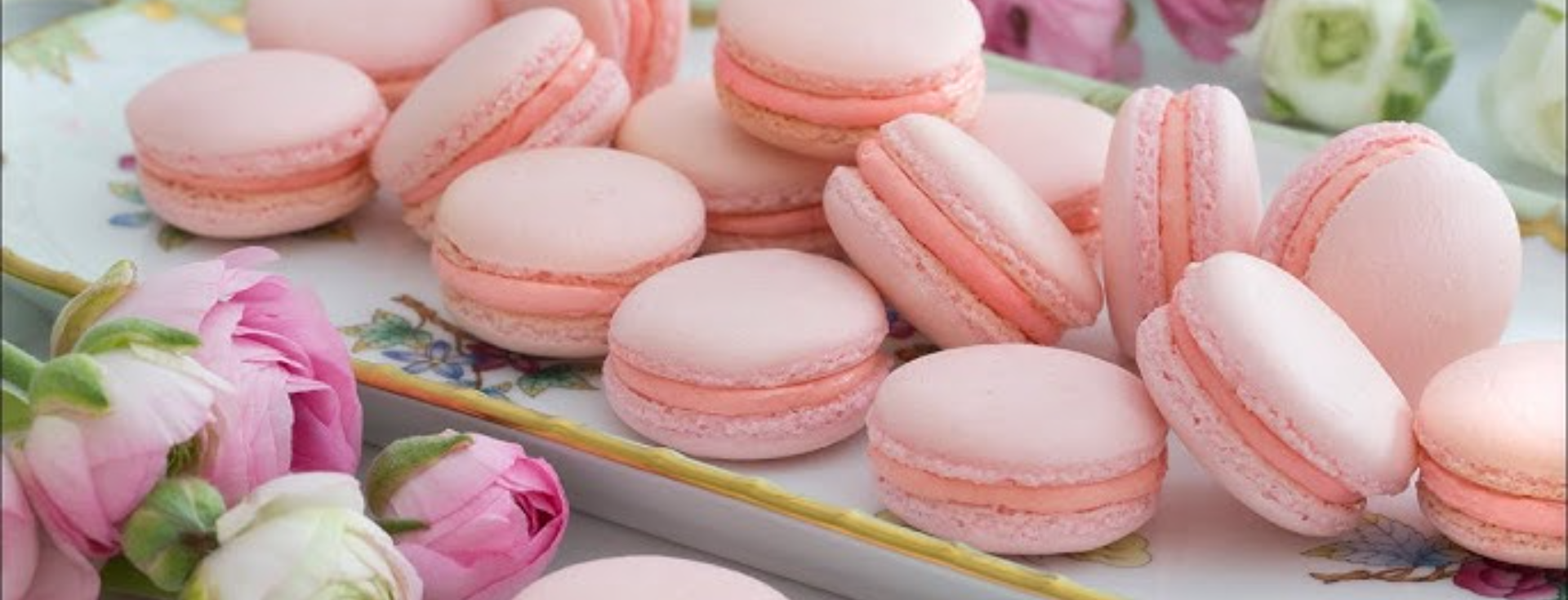 French Macarons with Vanilla Buttercream
