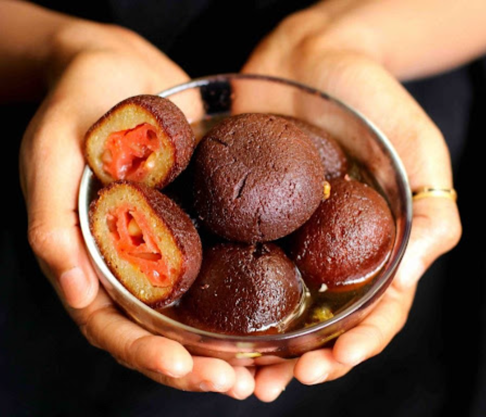 Gulab Jamun (Khoya-Based)
